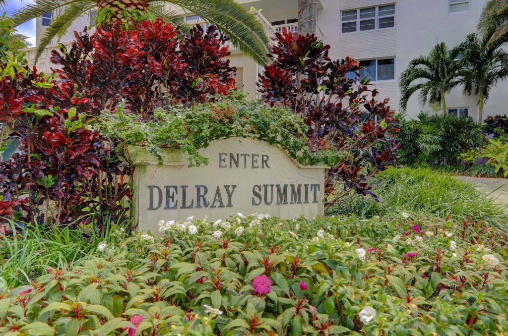 Delray Summit completes silicone roof coating for flat roof Palm Beach County